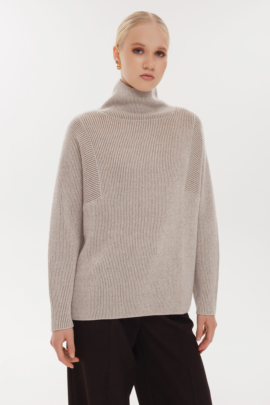 Купить свитер из кашемира goyol. Цвет: Белый, Чёрный

