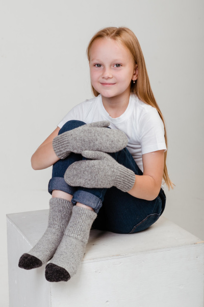 Варежки детские из натуральной шерсти TOD Оймс