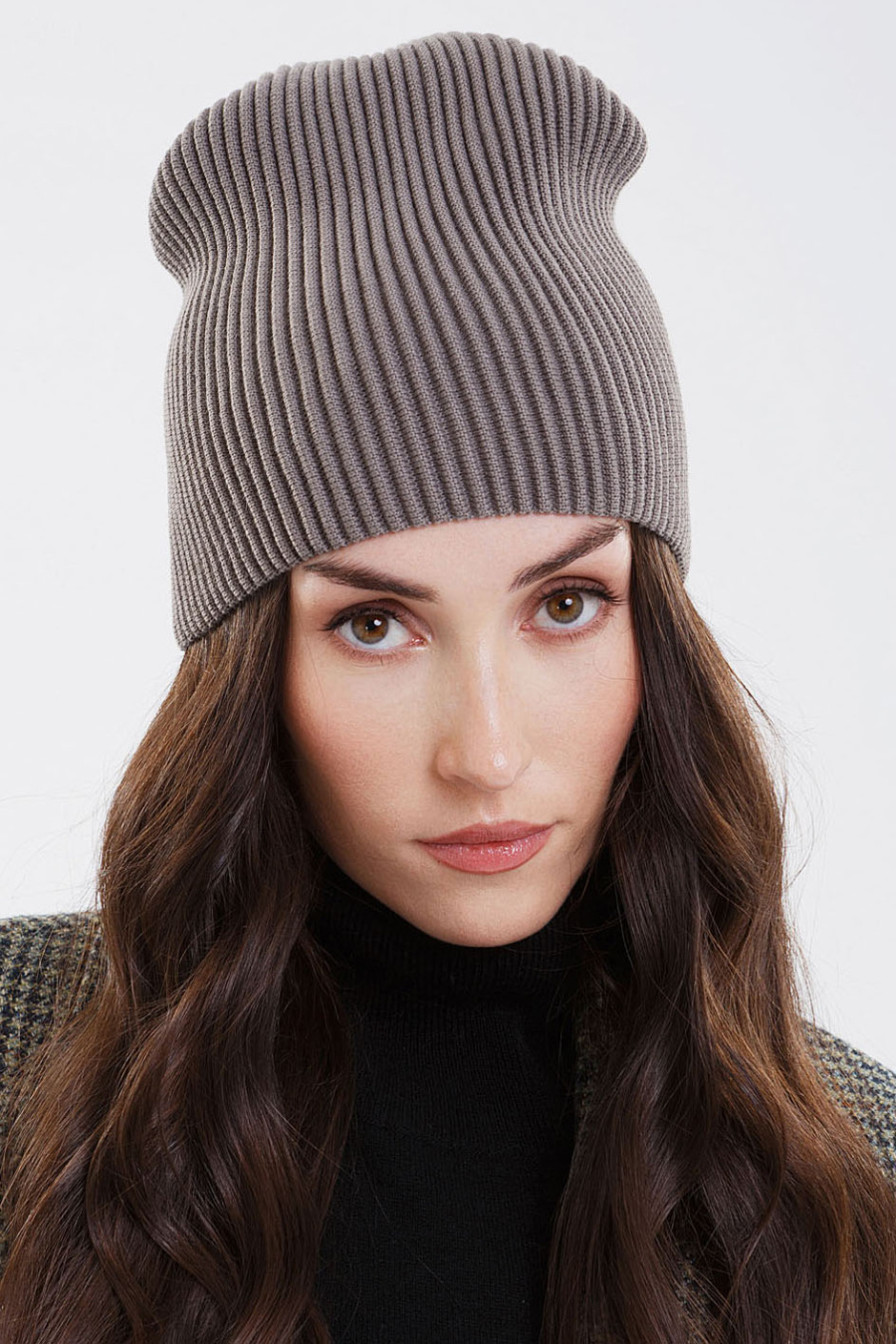 Купить шапка из шерсти мериноса. Цвет: Пепельный, Шоколадный, Чёрный
