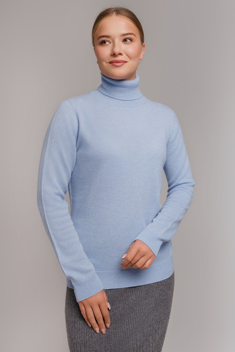 Купить водолазка из 100% кашемира gobi. Цвет: Тёмно-серый, Розовый, Светло-розовый, Голубой, Бежево-коричневый, Светло-серый, Чёрный, Сапфировый, Светло-сиреневый

