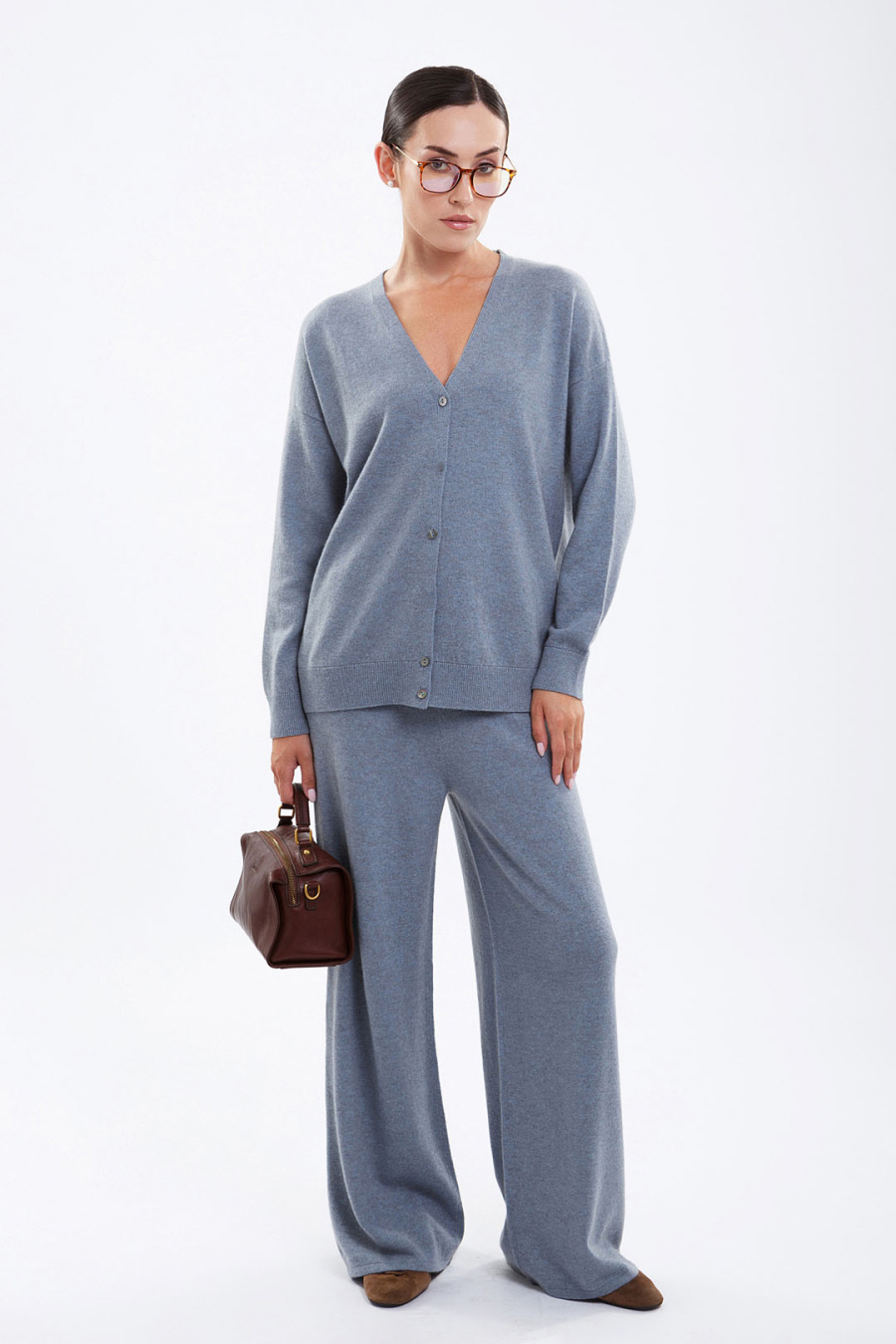 Купить брюки из 100% кашемира cashmere house. Цвет: Коричневый, Графитовый, Шоколадный, Голубо-синий
