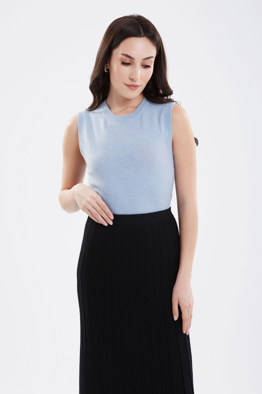 Купить топ из 100% кашемира gobi. Цвет: Коричневый, Белый , Бежево-коричневый, Голубой, Розовый
