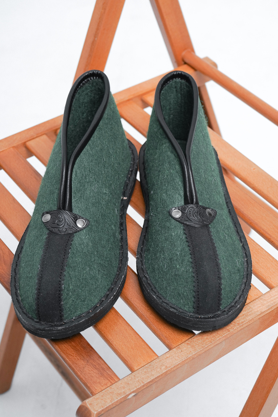 Купить чуни из войлока bogts. Цвет: Серый, Красный, Чёрный, Коричневый, Зелёный, В ассортименте
