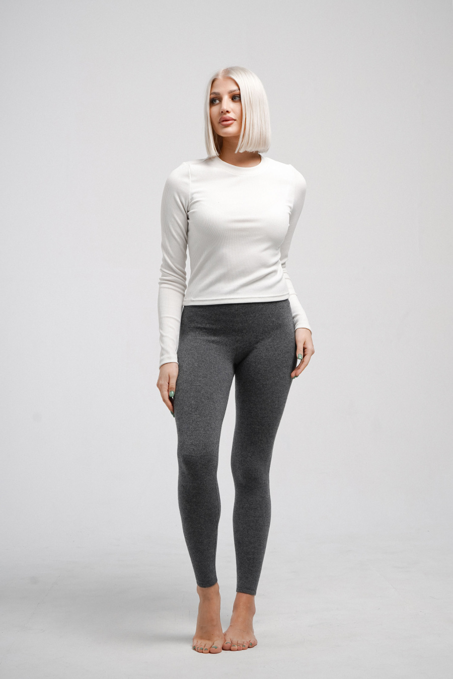 Купить легинсы из 100% кашемира gobi. Цвет: Чёрный, Коричневый, Серый, Чёрно-синий, Графитовый, Бежево-серый, Бежево-коричневый, Тёмно-серый
