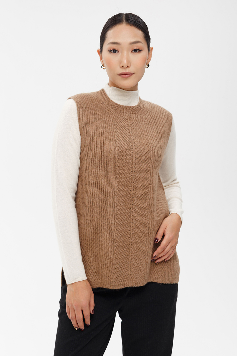 Купить жилет из верблюжьей шерсти с круглым вырезом munkh. Цвет: Camel
