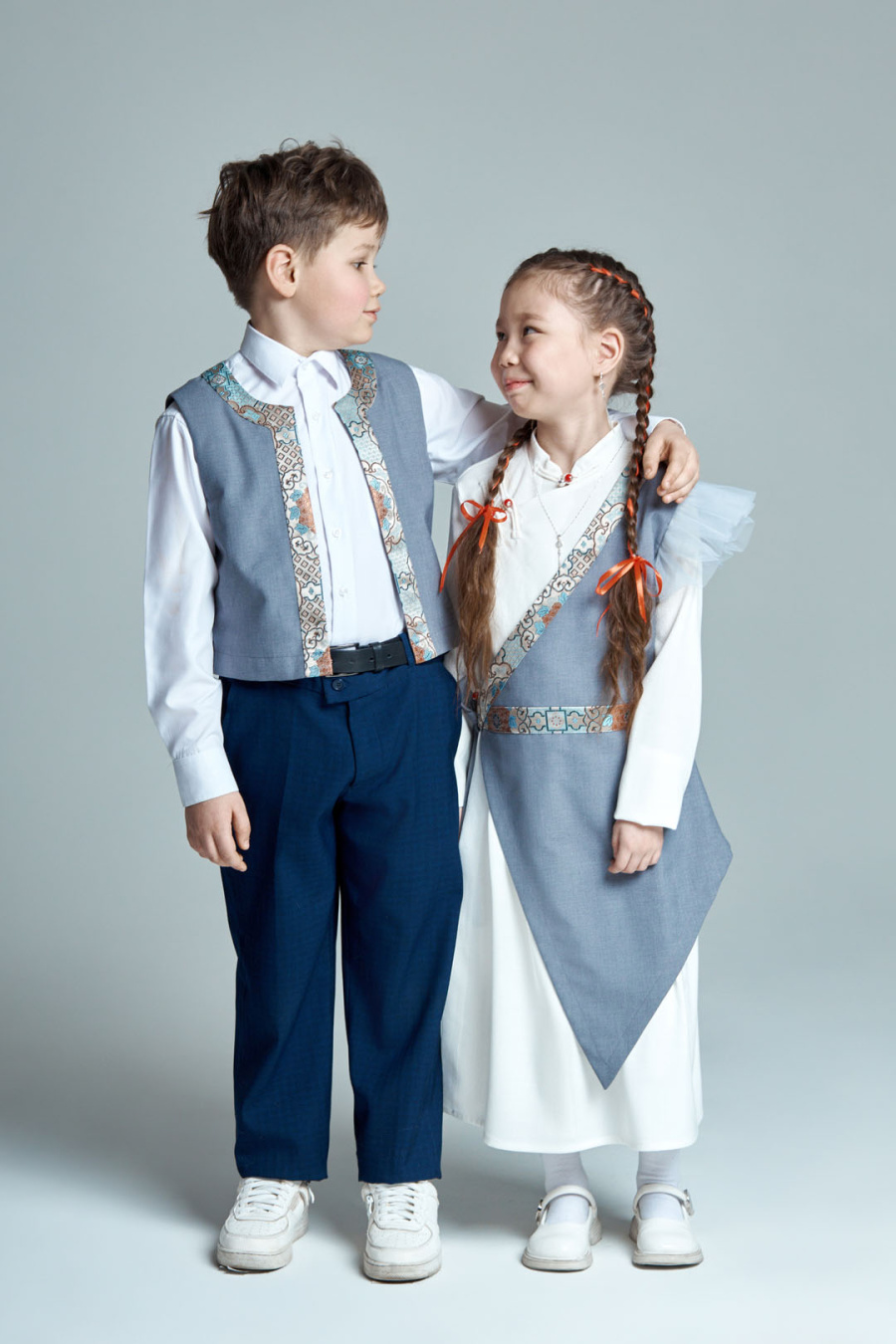 Купить этническую одежду в интернет-магазине Gobi.ru. Современная этническая одежда из Бурятии.