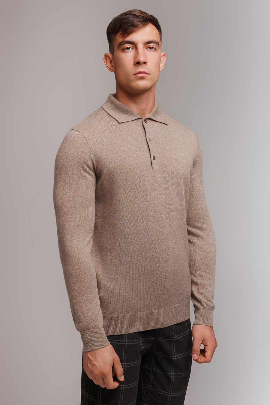 Купить джемпер из кашемира gobi. Цвет: Графитовый, Тёмно-синий, Коричневый, Голубой, Тёмно-серый, Чёрно-синий, Светло-серый, Чёрный
