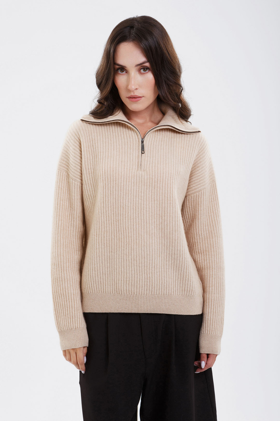 Купить свитер из 100% кашемира munkh. Цвет: Синий, Хаки, Коричневый, Бежевый 

