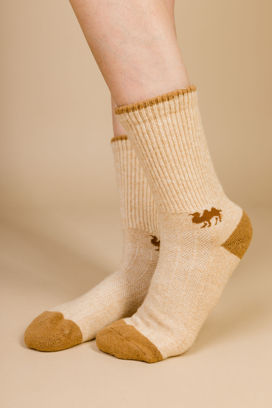 Купить носки шерстяные tod оймс. Цвет: Рыжий, Бежево-рыжий, Бежево-серый, Бордовый, Серо-шоколадный, Бежевый, Пингвин, Коричнево-шоколадный, Серо-графитовый, Графитовый, Санта Клаус, Серый, Бежево-шоколадный, В ассортименте, Коричневый, Шоколадный, Синий, Розовый, Рыже-бежевый, Голубой, Бежево-коричневый
