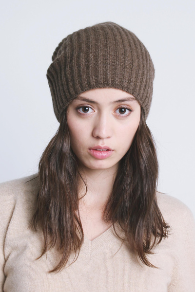 Купить шапка-бини из пуха яка munkh. Цвет: Бледно-мятный, Меланж, Светло-серый, Шоколадный, Коричневый
