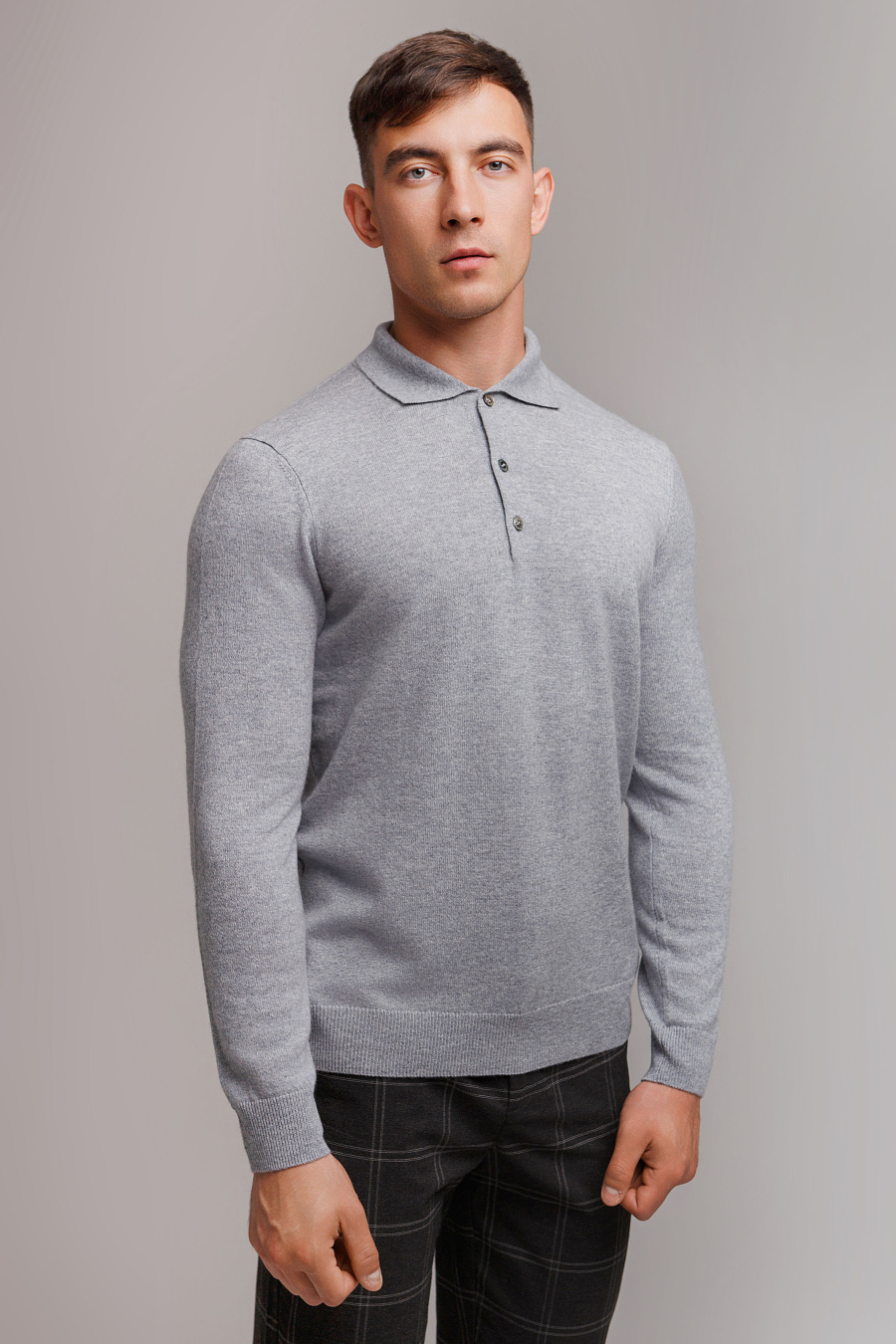 Купить джемпер из кашемира gobi. Цвет: Графитовый, Тёмно-синий, Коричневый, Голубой, Тёмно-серый, Чёрно-синий, Светло-серый, Чёрный
