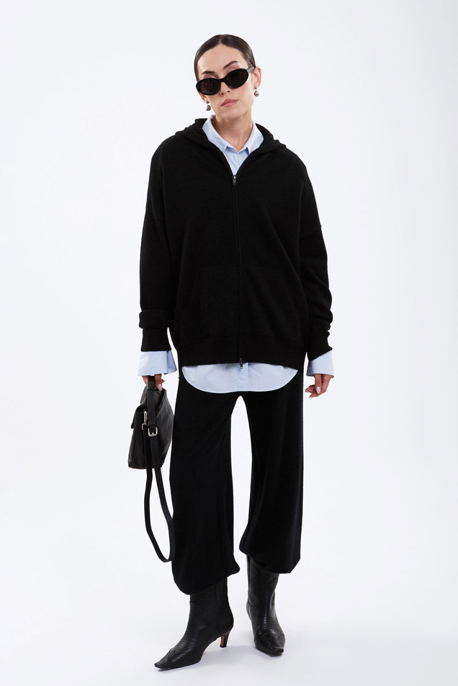 Купить брюки с широким поясом из 100% кашемира cashmere house. Цвет: Чёрный, Коричневый, Серый , Голубо-синий
