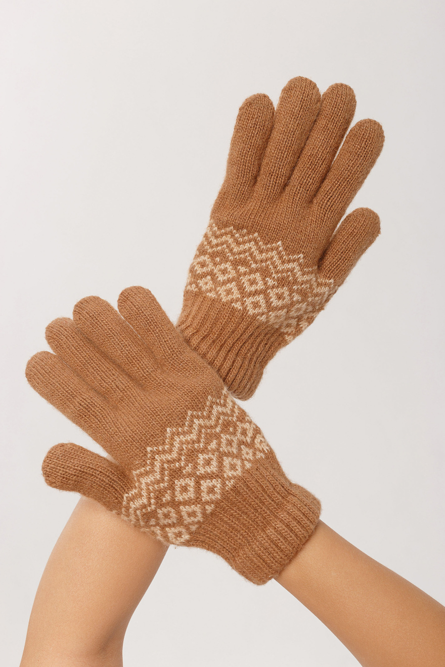 Купить перчатки шерстяные tod оймс. Цвет: Рыжий, Шоколадный, В ассортименте, Бежевый принт, Графитовый принт, Шоколадный принт, Тёмно-коричневый, Бежевый, Серый, Коричневый, Коричневый принт, Серый принт, Рыжий принт, Синий, Графитовый
