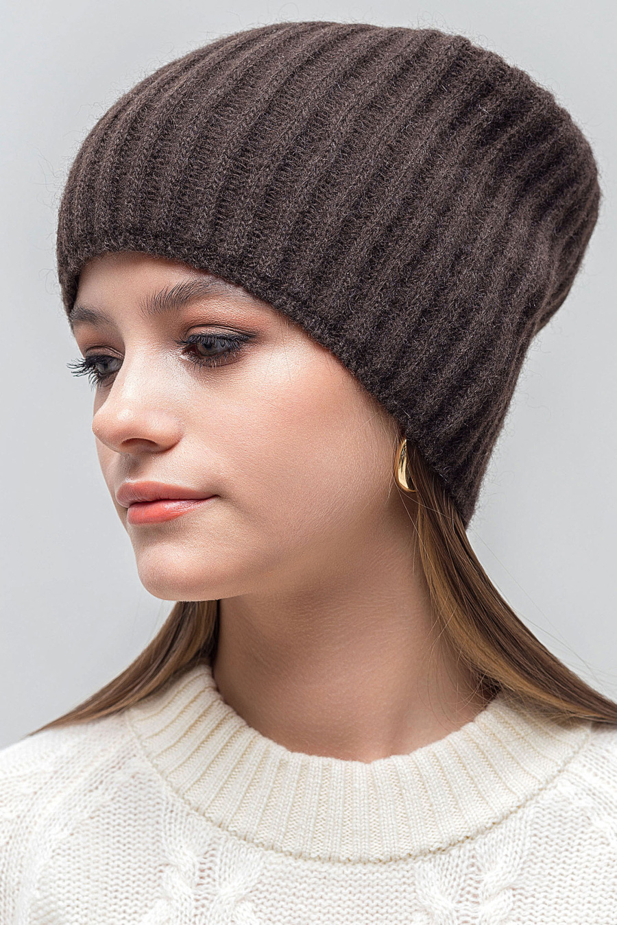 Купить шапка-бини из пуха яка munkh. Цвет: Бледно-мятный, Меланж, Светло-серый, Шоколадный, Коричневый
