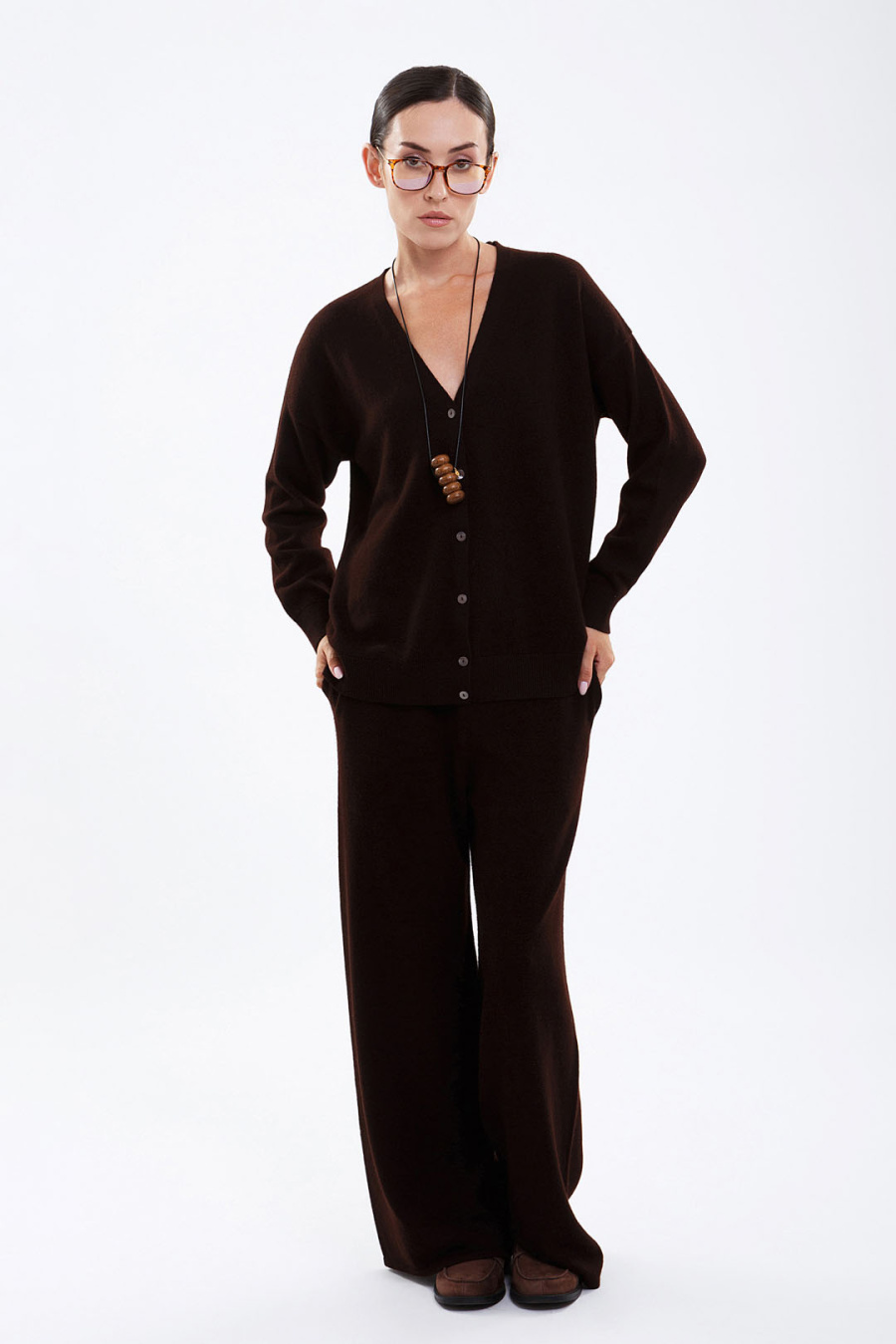 Купить брюки из 100% кашемира cashmere house. Цвет: Коричневый, Графитовый, Шоколадный, Голубо-синий
