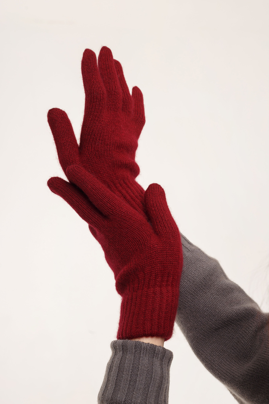 Купить перчатки из 100% кашемира munkh. Цвет: Синий, Коричневый, Серый , Бежево-коричневый, Графитовый, Бежевый , Светло-серый, Бордовый , Голубой, Тёмно-синий
