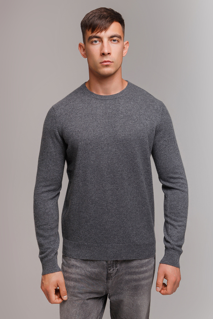 Купить джемпер с круглым вырезом из кашемира gobi. Цвет: Бордовый , Коричневый, Тёмно-серый, Графитовый, Серебристо-серый, Светло-серый, Тёмно-коричневый, Голубой, Чёрно-синий, Серо-голубой, Серый , Сапфировый, Чёрный, Тёмно-синий
