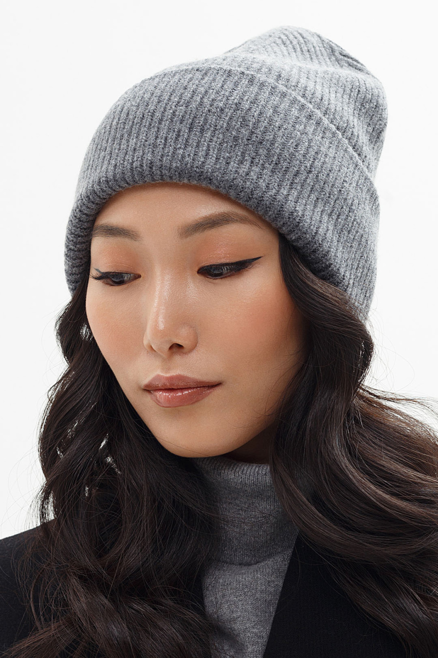 Купить шапка c отворотом из овечьего пуха и кашемира cashmere house. Цвет: Коричневый, Белый , Тёмно-серый
