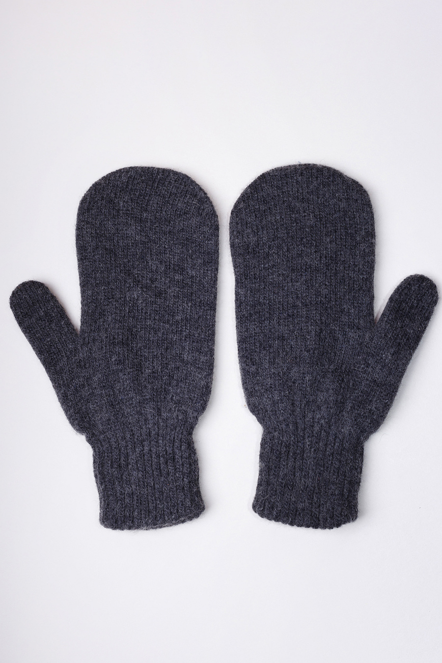 Купить варежки из натуральной шерсти бат сежу. Цвет: Коричневый, Серый, Тёмно-коричневый принт, Синий принт, Бежевый принт, Тёмно-коричневый, В ассортименте, Бежевый, Шоколадный, Графитовый принт, Графитовый, Рыжий, Коричневый принт, Рыжий принт, Серый принт, Шоколадный принт
