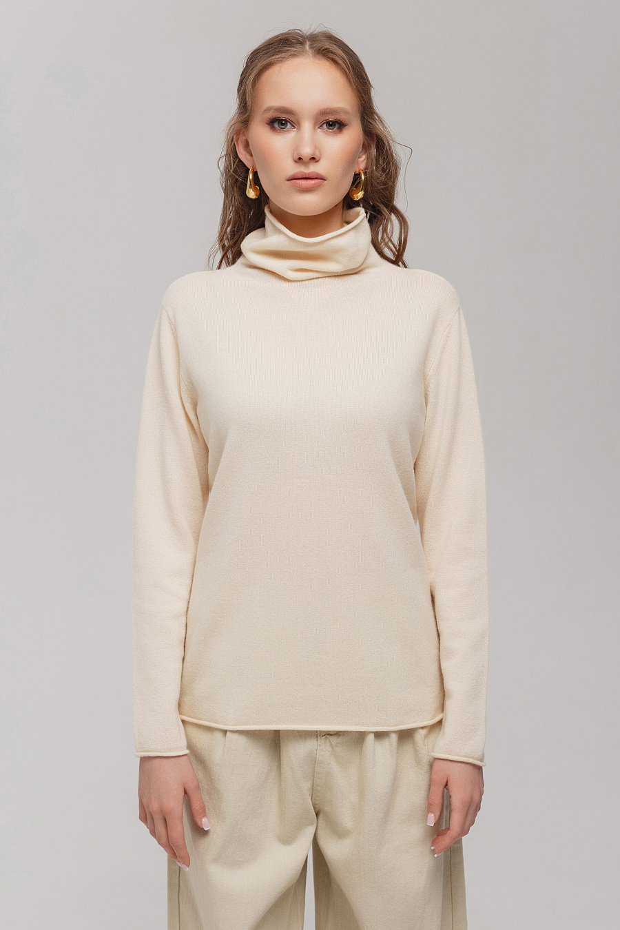 Купить водолазка базовая из кашемира munkh. Цвет: Кремовый, Лунный камень, Бежево-коричневый, Пыльно-розовый, Голубой

