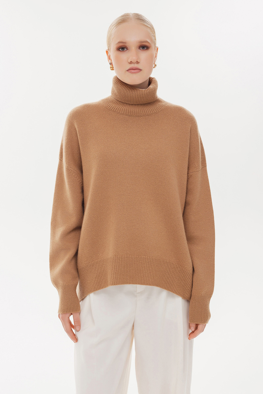 Купить свитер из кашемира munkh. Цвет: Коричневый, Красный, Серый , Песочный

