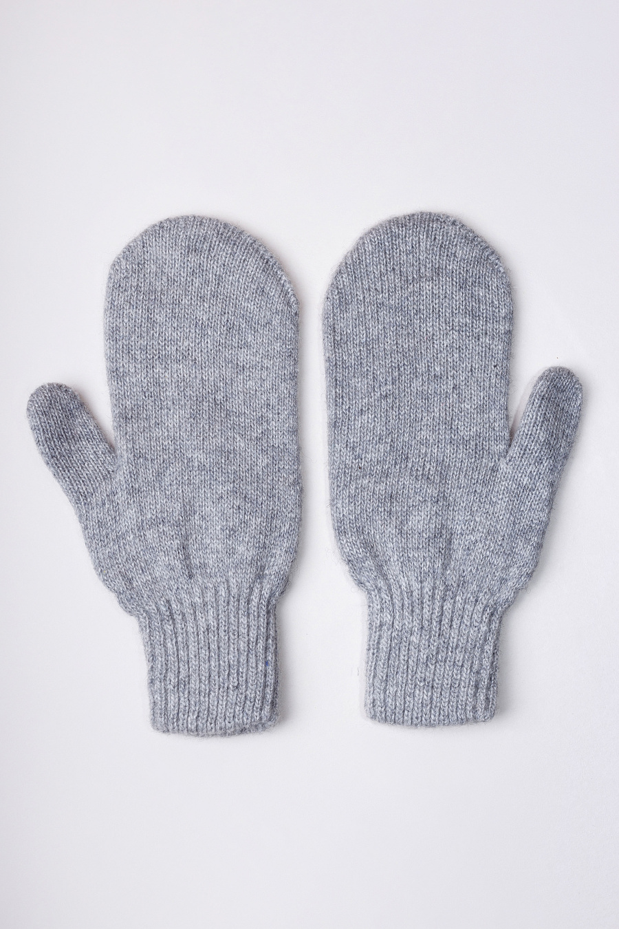 Купить варежки из натуральной шерсти бат сежу. Цвет: Коричневый, Серый, Тёмно-коричневый принт, Синий принт, Бежевый принт, Тёмно-коричневый, В ассортименте, Бежевый, Шоколадный, Графитовый принт, Графитовый, Рыжий, Коричневый принт, Рыжий принт, Серый принт, Шоколадный принт
