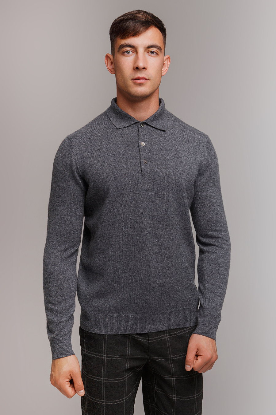 Купить джемпер из кашемира gobi. Цвет: Графитовый, Тёмно-синий, Коричневый, Голубой, Тёмно-серый, Чёрно-синий, Светло-серый, Чёрный
