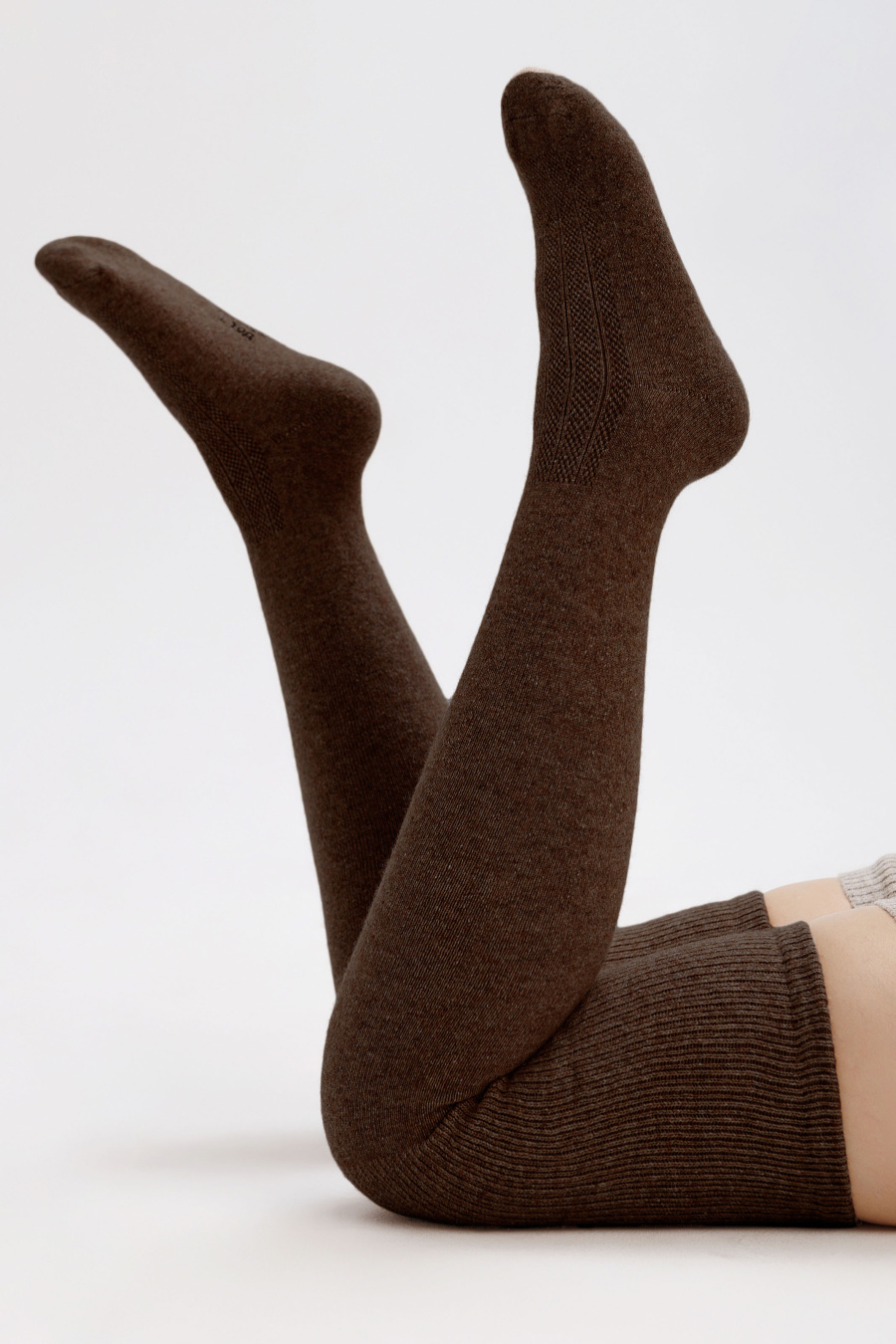 Купить чулки шерстяные tod оймс. Цвет: Чёрный, Коричневый принт, Рыжий принт, Шоколадный принт, Серый принт, Рыжий, Серый, Графитовый, Бежевый, Коричневый, Шоколадный
