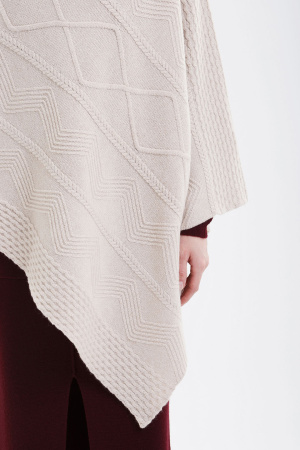 Жилет (пончо) жен 11-24-201-ОС Гоеол (F, 1310 бежево-белый)