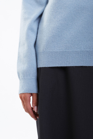 Пуловер жен 02063 каш Munkh (2XL-52, 680 гол)