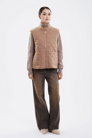 Жилет жен стег на молнии 55-23-206-QС Гоеол (L-48, 1056/16/1 темно-беж)